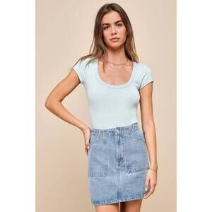 Lulus Cutie Behavior Light Wash Denim High Rise Mini Skirt Blue - Size M